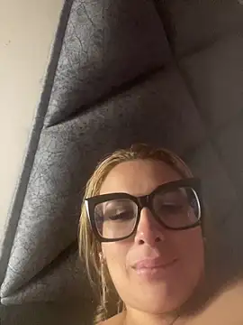 Alma Andrade online show from April 2026 05:16:02 PM