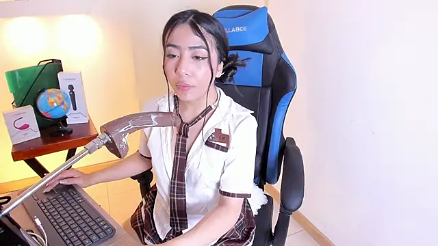 Valecute  online show from March 2026 08:04:02 PM