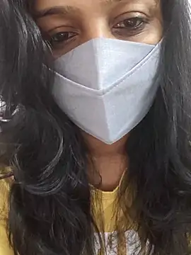 Shaliniqueen online show from July 2026 03:11:02 AM