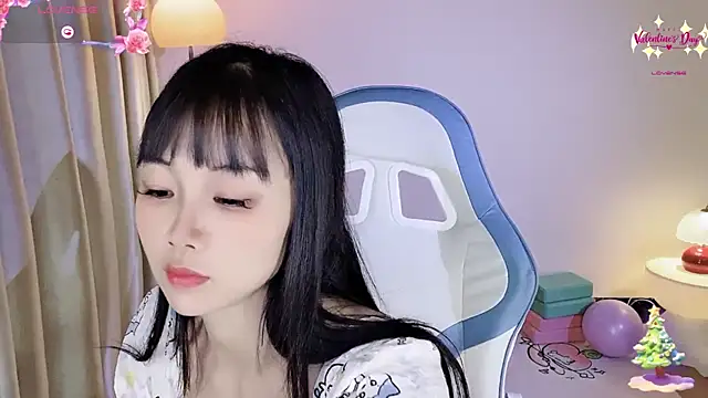 okyssa online show from April 2026 03:16:02 PM