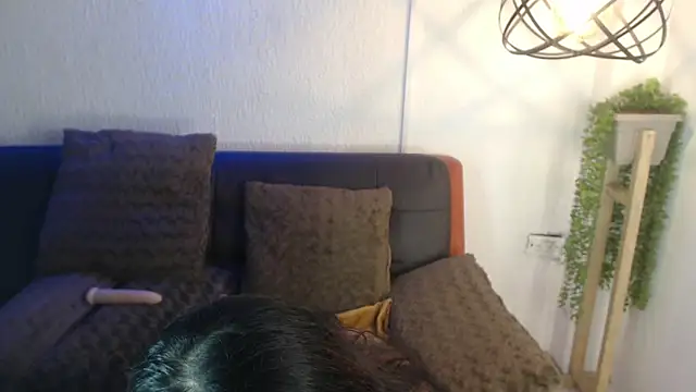 milk chloe  online show from March 2026 12:39:02 PM