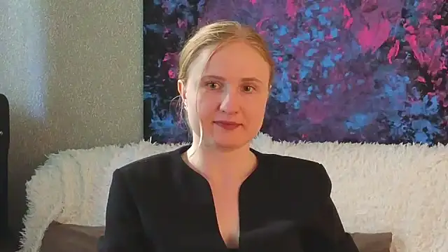 Snapshot of Lanavi_Smile chatting on July 2026 06:18:01 AM Lanavi Smile online show from July 2026 06:18:01 AM