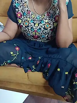 Queenlipx online show from March 2026 03:50:02 PM