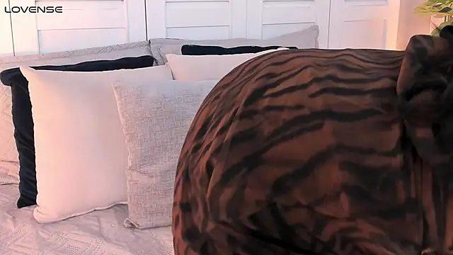 AlmaBlaze online show from April 2026 01:15:01 PM