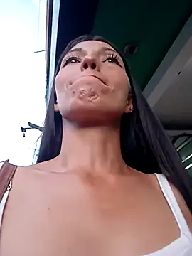 sandy 11  online show from March 2026 10:48:01 PM