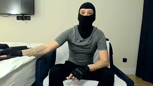 RyanRubber online show from April 2026 08:03:02 PM