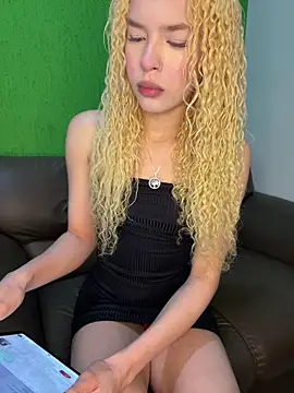 loirinha atrevida online show from March 2026 11:38:01 AM