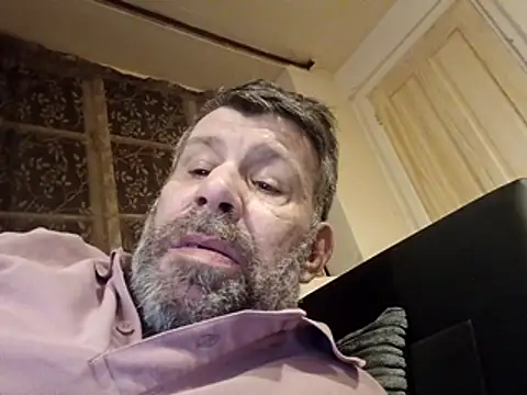 stud2512 online show from March 2026 09:40:02 PM