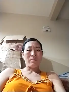 lris-Beauty77 online show from April 2026 03:42:02 PM