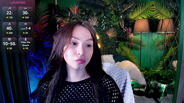 SatiraLux online show from May 2026 05:32:02 PM