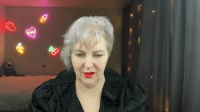 Mary-Leee online show from March 2026 04:27:02 AM