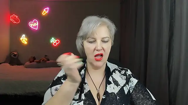 Mary-Leee online show from March 2026 01:45:01 PM