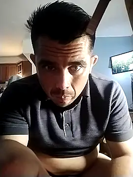 Snapshot of manuel4200 chatting on March 2026 12:23:02 PM manuel4200 online show from March 2026 12:23:02 PM