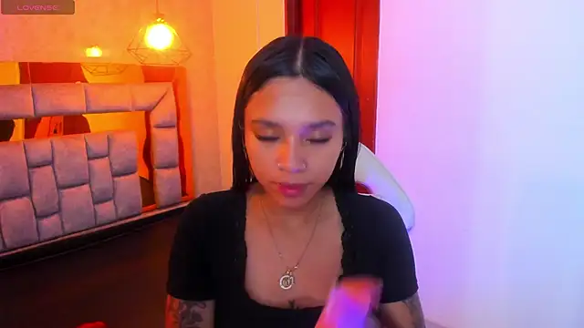 miiaboss  online show from April 2026 11:33:01 AM