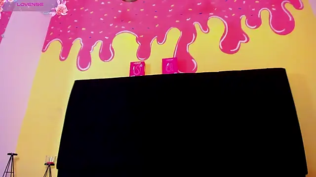 AndreaSilva  online show from April 2026 09:39:33 PM