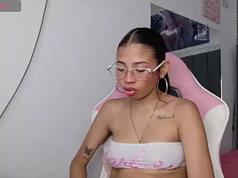 aidaprincess online show from March 2026 11:11:02 PM