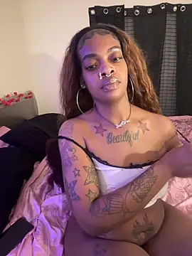 wavywavy12 online show from April 2026 02:28:02 AM