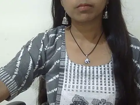 cute momo love online show from June 2026 05:39:01 AM