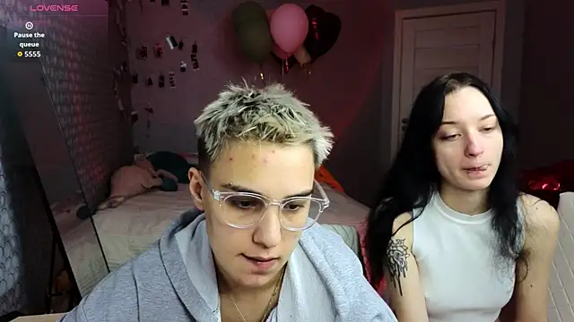 LuxuryLoverss online show from March 2026 11:05:02 AM