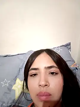 Sexy cloe outdoors online show from April 2026 06:13:01 AM