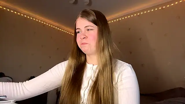 Amy Maev online show from March 2026 02:54:01 PM