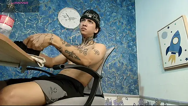 Tessarion Black online show from March 2026 04:38:02 AM