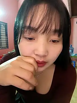 Myna5790 online show from March 2026 10:02:02 PM