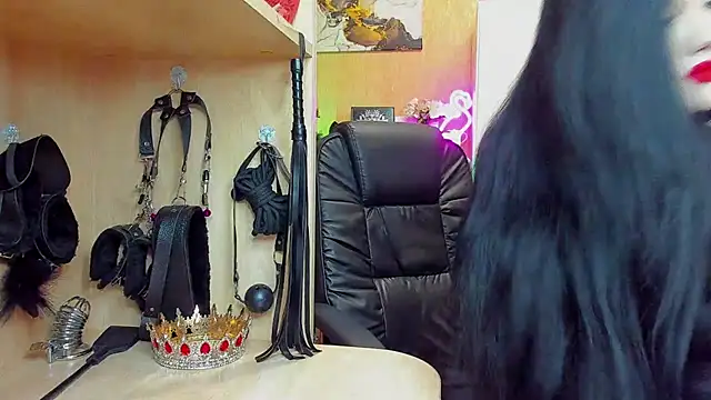 KristiTopxx online show from December 2025 08:58:01 PM