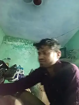 Varun908662 online show from April 2026 07:07:02 PM