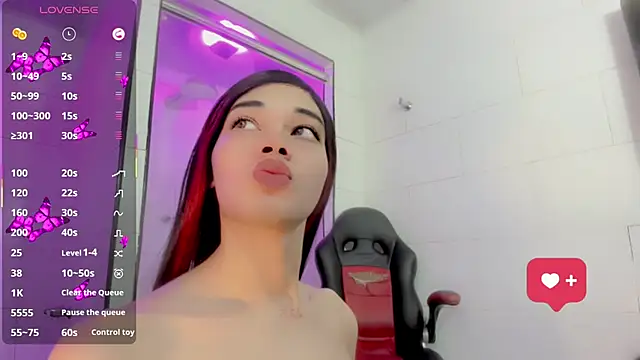 madison mujica  online show from April 2026 11:06:01 AM