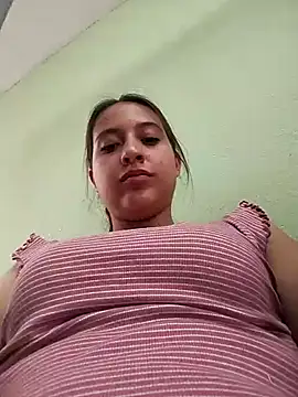 Snapshot of MaskedLatinaX chatting on April 2026 08:04:02 PM MaskedLatinaX online show from April 2026 08:04:02 PM