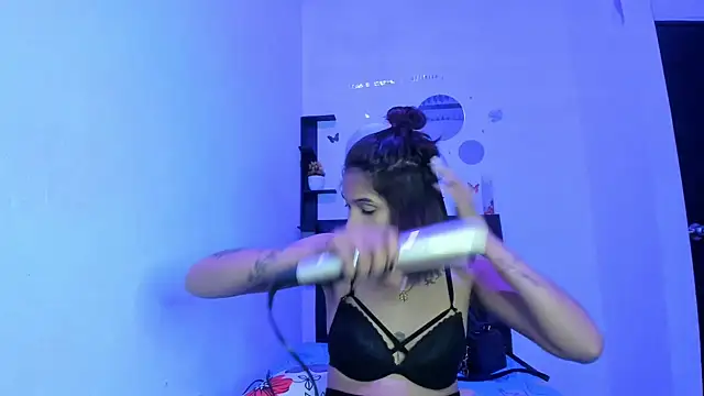 sapphire brown20 online show from June 2026 10:25:01 PM