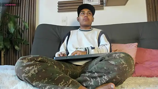 Noha  scott online show from March 2026 02:21:02 PM