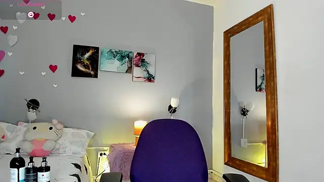 KimTaylorW online show from March 2026 07:41:01 PM