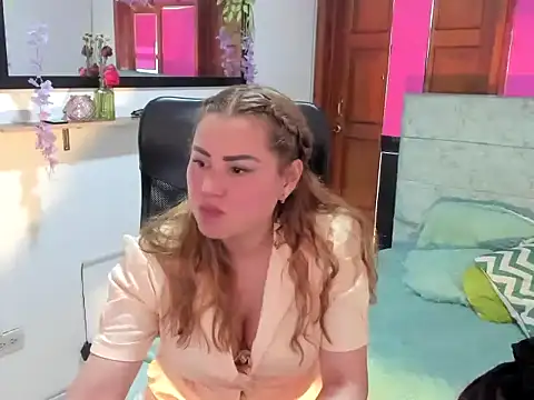 Julieta star  online show from March 2026 06:36:01 PM