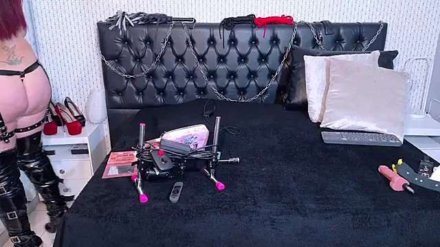 Snapshot of MollyRubio chatting on July 2026 01:40:01 PM MollyRubio online show from July 2026 01:40:01 PM