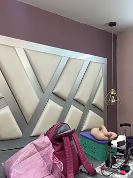 Ashleeyprincess01 online show from April 2026 11:27:01 AM