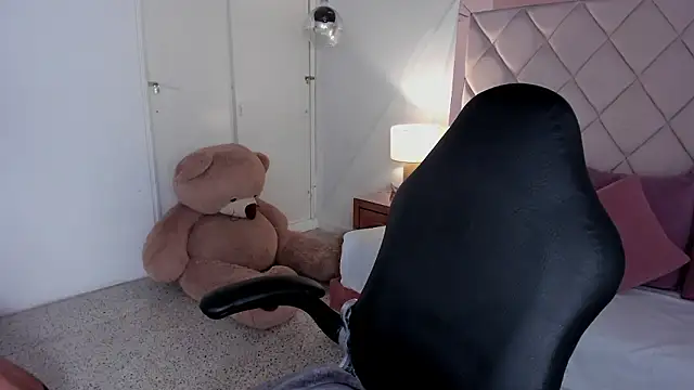 dulce lyraa1 online show from March 2026 04:38:02 AM