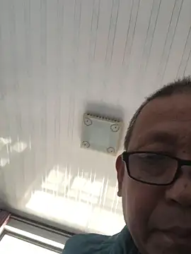 yaocaobi8 online show from April 2026 06:51:01 AM