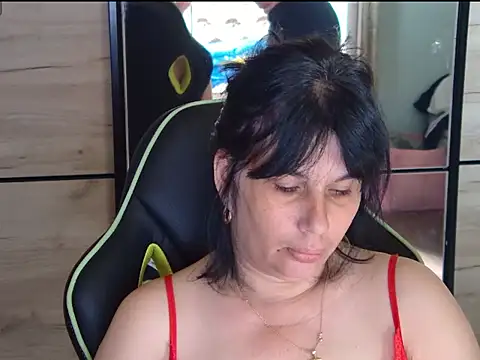 tess1980 online show from June 2026 07:21:01 AM