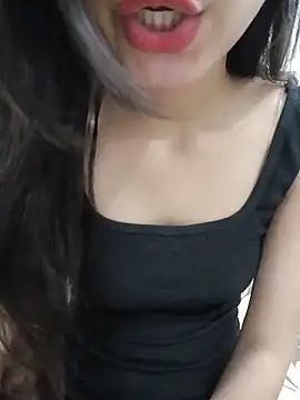 sexy nadhu online show from June 2026 08:00:02 PM