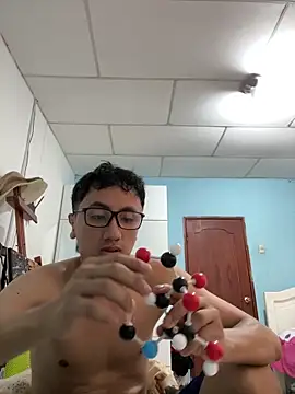 Gonzalogz online show from May 2026 07:30:02 PM