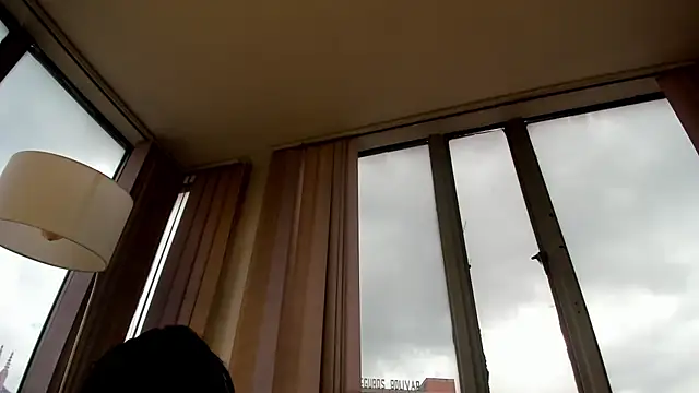 miss valka online show from April 2026 05:30:01 PM