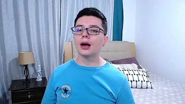 BlackFoXXX69 online show from March 2026 07:39:01 PM