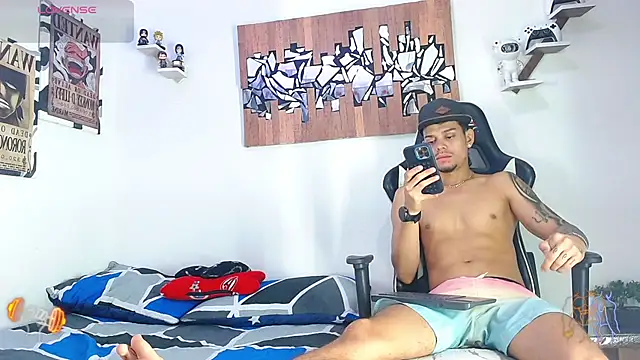 AdamsDvi online show from March 2026 04:11:02 PM