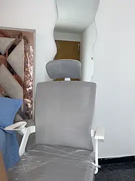 Misty-kat online show from April 2026 06:01:01 PM