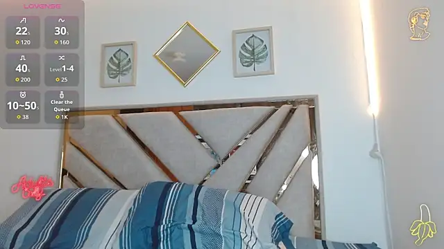 oliver   saint online show from April 2026 11:59:01 PM