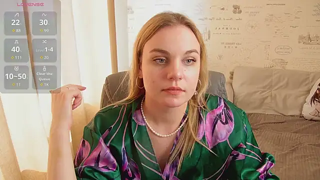 Snapshot of Glow_Margo chatting on July 2026 02:47:01 AM Glow Margo online show from July 2026 02:47:01 AM