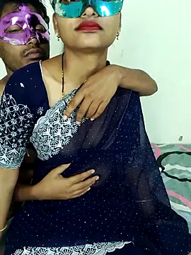 Sweet Cpl  online show from April 2026 12:48:01 AM