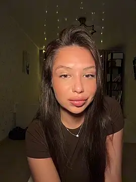 Fragile Tease online show from March 2026 03:37:01 PM